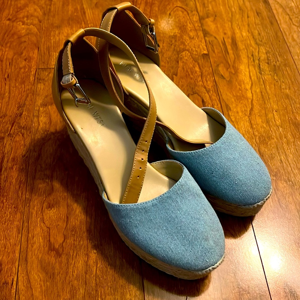 Nine West ran and denim Espadrilles. Size 7.5.